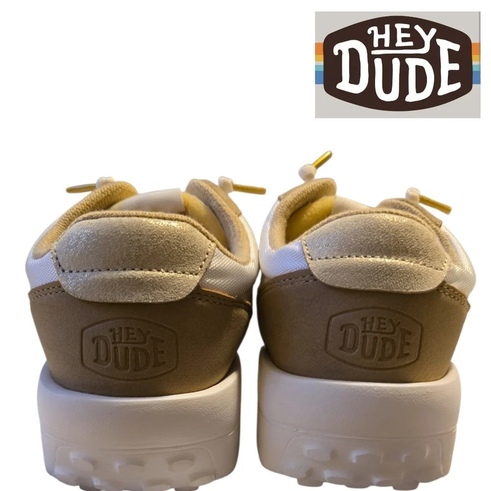 HEY DUDE Hayden Shine Size 6 Womens